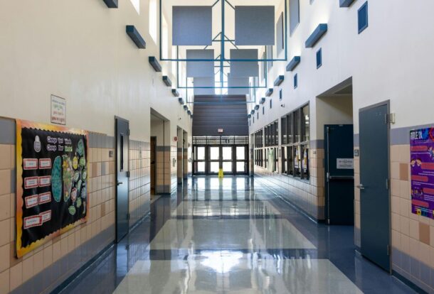 service pour écoles